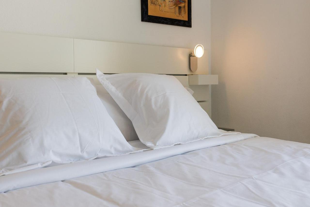 Homeforguest Bright Studio In La Carihuela Near The Beach Torremolinos Luaran gambar