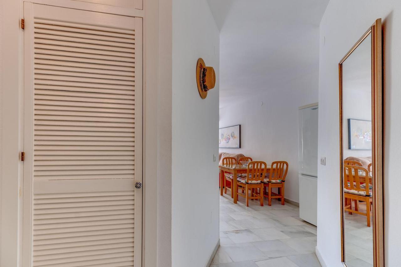 Homeforguest Bright Studio In La Carihuela Near The Beach Torremolinos Luaran gambar