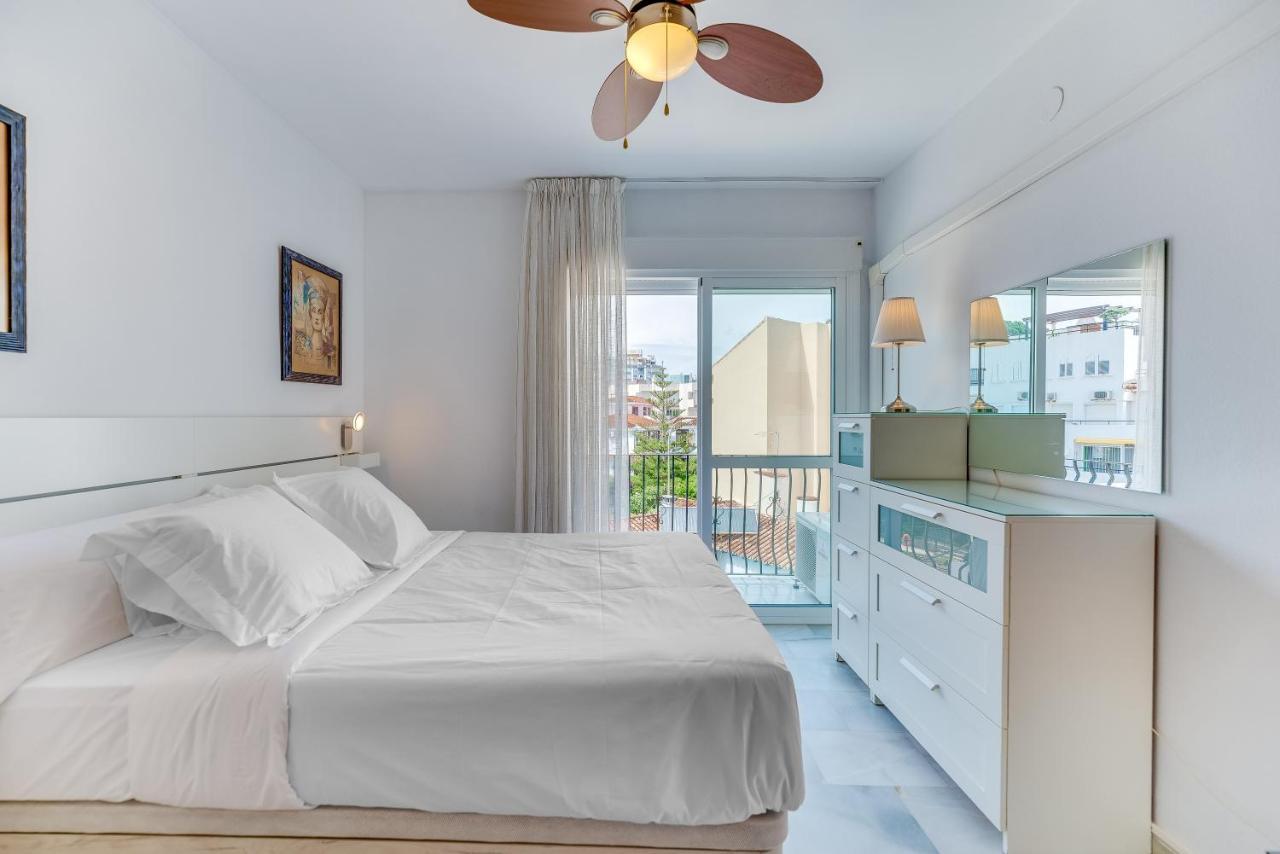 Homeforguest Bright Studio In La Carihuela Near The Beach Torremolinos Luaran gambar